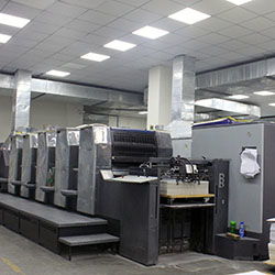 深圳寶紙展示架 十五年專業(yè)經(jīng)驗(yàn)，打造卓越紙貨架解決方案